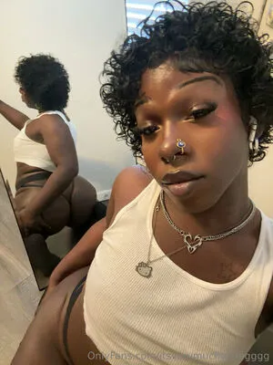 Itsverymuchgivingggg OnlyFans Leaked Free Thumbnail Picture - #iLo00lUXry