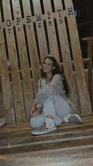 Itsyagirlivx OnlyFans Leaked Free Thumbnail Picture - #bPeytwxwV5