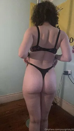 Itsyagirlsky OnlyFans Leaked Free Thumbnail Picture - #Pb9Lr2Yae3