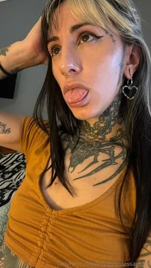 Itsyagoddessaurora OnlyFans Leaked Free Thumbnail Picture - #sWakkAkYgO