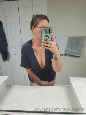 Itsyourgirl44 OnlyFans Leaked Free Thumbnail Picture - #eDHKrlRbLn