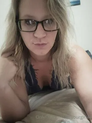 Itsyourgirl44 OnlyFans Leaked Free Thumbnail Picture - #ebuzKuxjOU