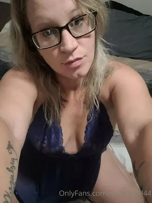 Itsyourgirl44 OnlyFans Leaked Free Thumbnail Picture - #v6kku2Xwq1