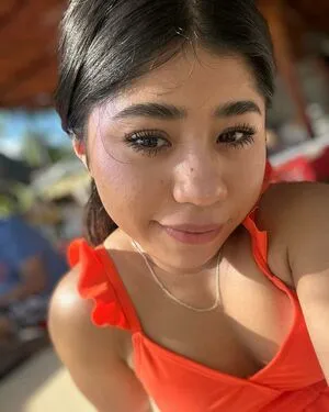 Itsyunueny OnlyFans Leaked Free Thumbnail Picture - #NLAkecFzZ7