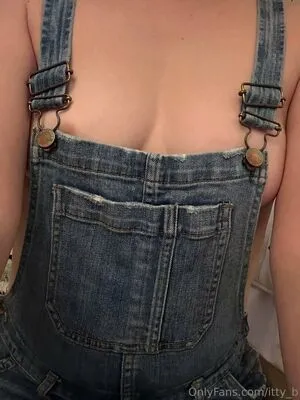 Itty B OnlyFans Leaked Free Thumbnail Picture - #BlwAympMbq