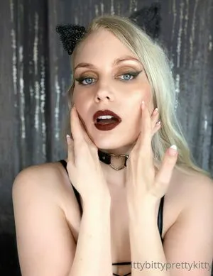 Ittybittyprettykittyfree OnlyFans Leaked Free Thumbnail Picture - #3veeldZir7