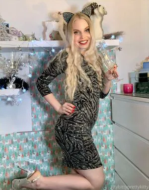 Ittybittyprettykittyfree OnlyFans Leaked Free Thumbnail Picture - #QWRtOQW5nV