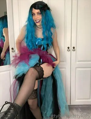 Ittybittyprettykittyfree OnlyFans Leaked Free Thumbnail Picture - #YwdSM0toko
