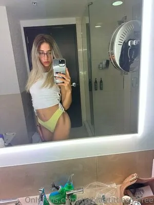 Ittybittytitties69free OnlyFans Leaked Free Thumbnail Picture - #2wvnGhhR3W
