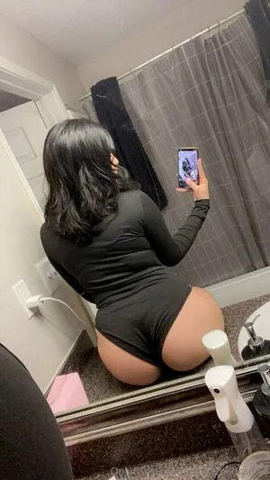 Itzhay03 OnlyFans Leaked Free Thumbnail Picture - #GzV64O4CF2