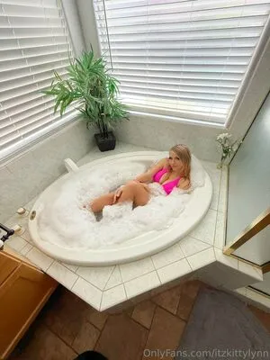 Itzkittylynn OnlyFans Leaked Free Thumbnail Picture - #agLnahiR00