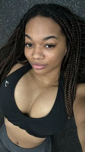 Itzmelanin OnlyFans Leaked Free Thumbnail Picture - #KmL33B9wgn