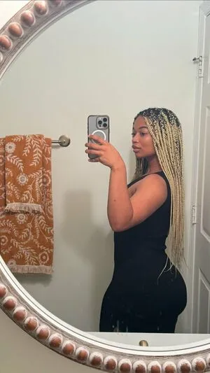 Itzmelanin OnlyFans Leaked Free Thumbnail Picture - #vvyf2RDwyE