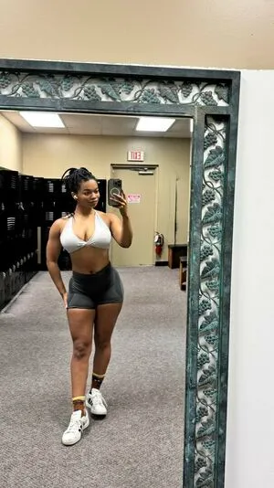 Itzmelanin OnlyFans Leaked Free Thumbnail Picture - #xVnR0LeEW1