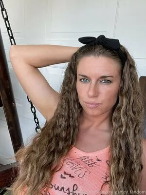 Itzmissashfree OnlyFans Leaked Free Thumbnail Picture - #382rDNaAgS