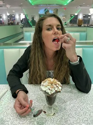 Itzmissashfree OnlyFans Leaked Free Thumbnail Picture - #YDaeAJ4FjA