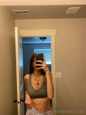Itzoaklyj OnlyFans Leaked Free Thumbnail Picture - #KXiCICyS5A