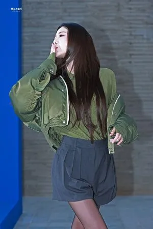 Itzy All In Us OnlyFans Leaked Free Thumbnail Picture - #0kL3wexcmn