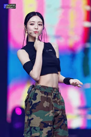 Itzy All In Us OnlyFans Leaked Free Thumbnail Picture - #1U6IoS7SM4
