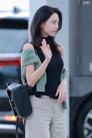 Itzy All In Us OnlyFans Leaked Free Thumbnail Picture - #7beHEhjaWO