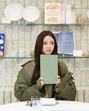 Itzy All In Us OnlyFans Leaked Free Thumbnail Picture - #844s7NKFe8