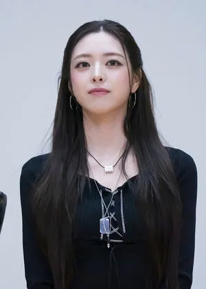 Itzy All In Us OnlyFans Leaked Free Thumbnail Picture - #8NnMkA5bjS