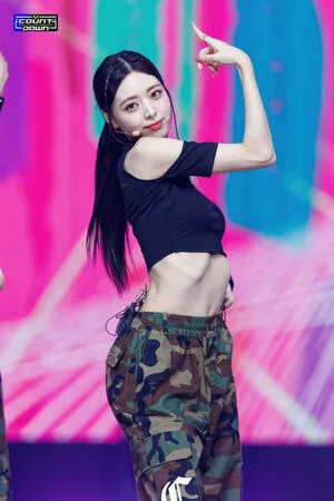 Itzy All In Us OnlyFans Leaked Free Thumbnail Picture - #9aS0xM4e1D