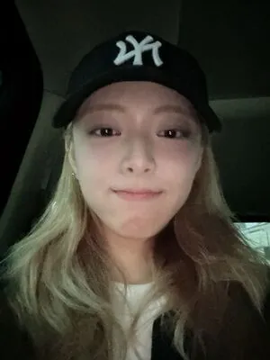 Itzy All In Us OnlyFans Leaked Free Thumbnail Picture - #A9QsHUezLt