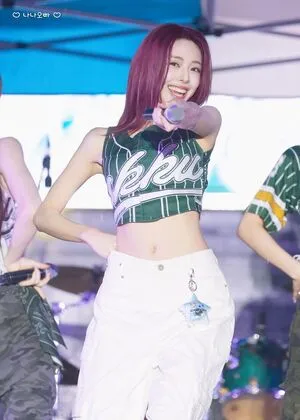 Itzy All In Us OnlyFans Leaked Free Thumbnail Picture - #AUpRhaUKA9