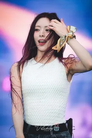 Itzy All In Us OnlyFans Leaked Free Thumbnail Picture - #AfVQ69YKIN