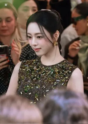 Itzy All In Us OnlyFans Leaked Free Thumbnail Picture - #AwfYH0p2lr