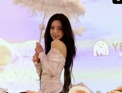 Itzy All In Us OnlyFans Leaked Free Thumbnail Picture - #BKKFeOGToZ