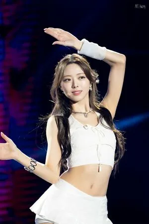 Itzy All In Us OnlyFans Leaked Free Thumbnail Picture - #C8lF9tHfLp
