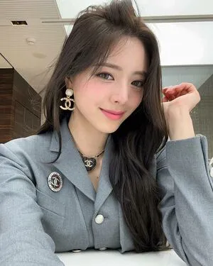 Itzy All In Us OnlyFans Leaked Free Thumbnail Picture - #CsrinSpazY