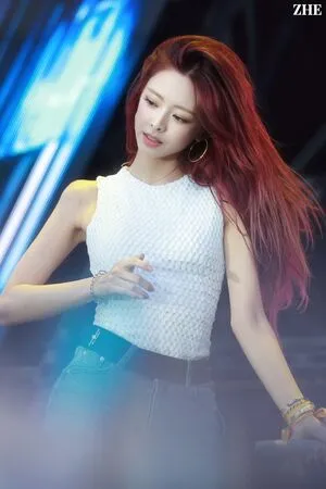 Itzy All In Us OnlyFans Leaked Free Thumbnail Picture - #IdUL5voRCW