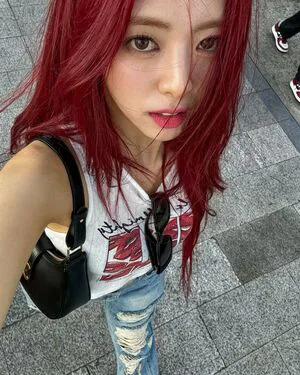 Itzy All In Us OnlyFans Leaked Free Thumbnail Picture - #J4r8UYWJ8l