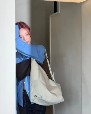 Itzy All In Us OnlyFans Leaked Free Thumbnail Picture - #JCzumxuRS3