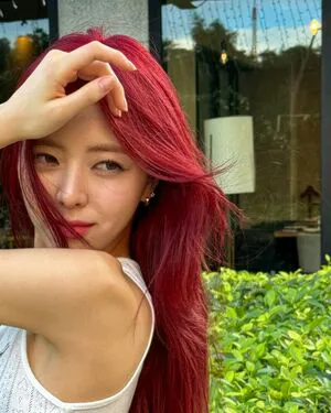 Itzy All In Us OnlyFans Leaked Free Thumbnail Picture - #KzSkiWrAT6