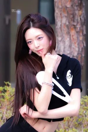 Itzy All In Us OnlyFans Leaked Free Thumbnail Picture - #LEKLt0sUmM