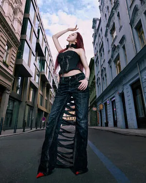 Itzy All In Us OnlyFans Leaked Free Thumbnail Picture - #NysVs16zVV