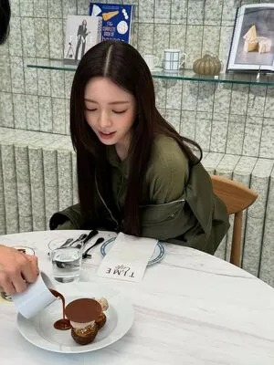 Itzy All In Us OnlyFans Leaked Free Thumbnail Picture - #O3xuw52Tfk