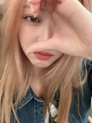 Itzy All In Us OnlyFans Leaked Free Thumbnail Picture - #OXqThDBeuZ