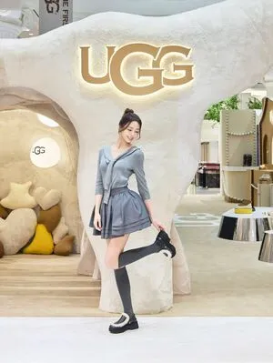 Itzy All In Us OnlyFans Leaked Free Thumbnail Picture - #PNh97eyofF