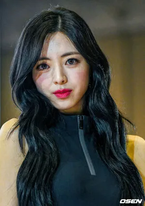Itzy All In Us OnlyFans Leaked Free Thumbnail Picture - #PZ31NydvZ2