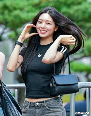 Itzy All In Us OnlyFans Leaked Free Thumbnail Picture - #SeKbGOEdGH