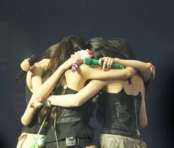 Itzy All In Us OnlyFans Leaked Free Thumbnail Picture - #TYMdB4E5Pg