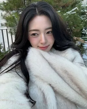 Itzy All In Us OnlyFans Leaked Free Thumbnail Picture - #UkAZC91Uuc