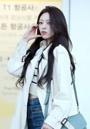 Itzy All In Us OnlyFans Leaked Free Thumbnail Picture - #V8lHoM4ike