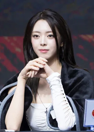 Itzy All In Us OnlyFans Leaked Free Thumbnail Picture - #Wj5NrDL4Eq