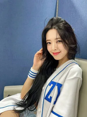 Itzy All In Us OnlyFans Leaked Free Thumbnail Picture - #XSfBlF7mqd